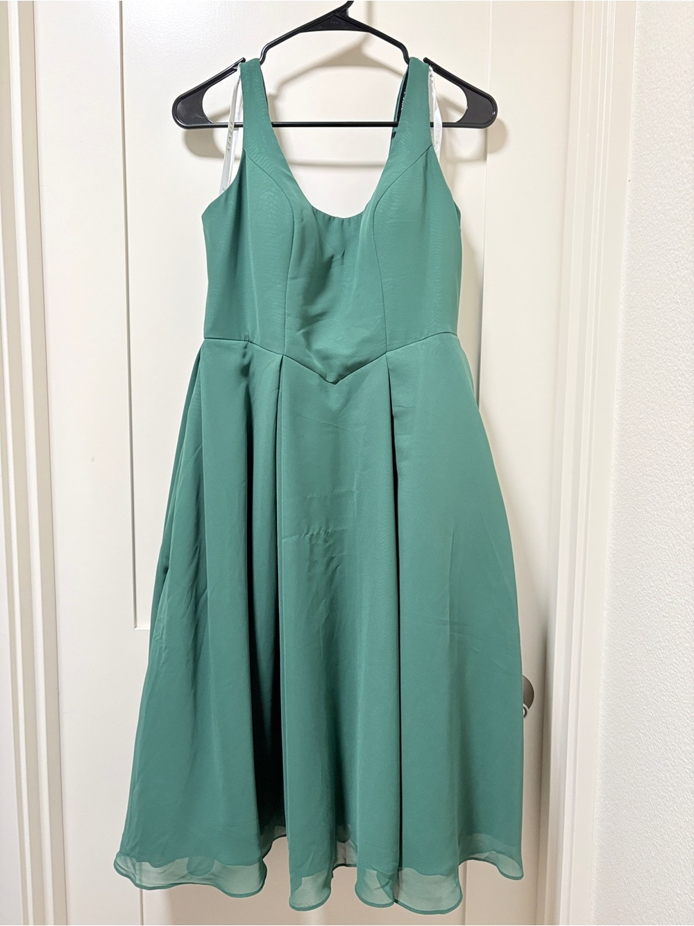 Amalie - Dark Green A-Line Pleated Chiffon Dress - A10/US8 - Picture 3 of 5